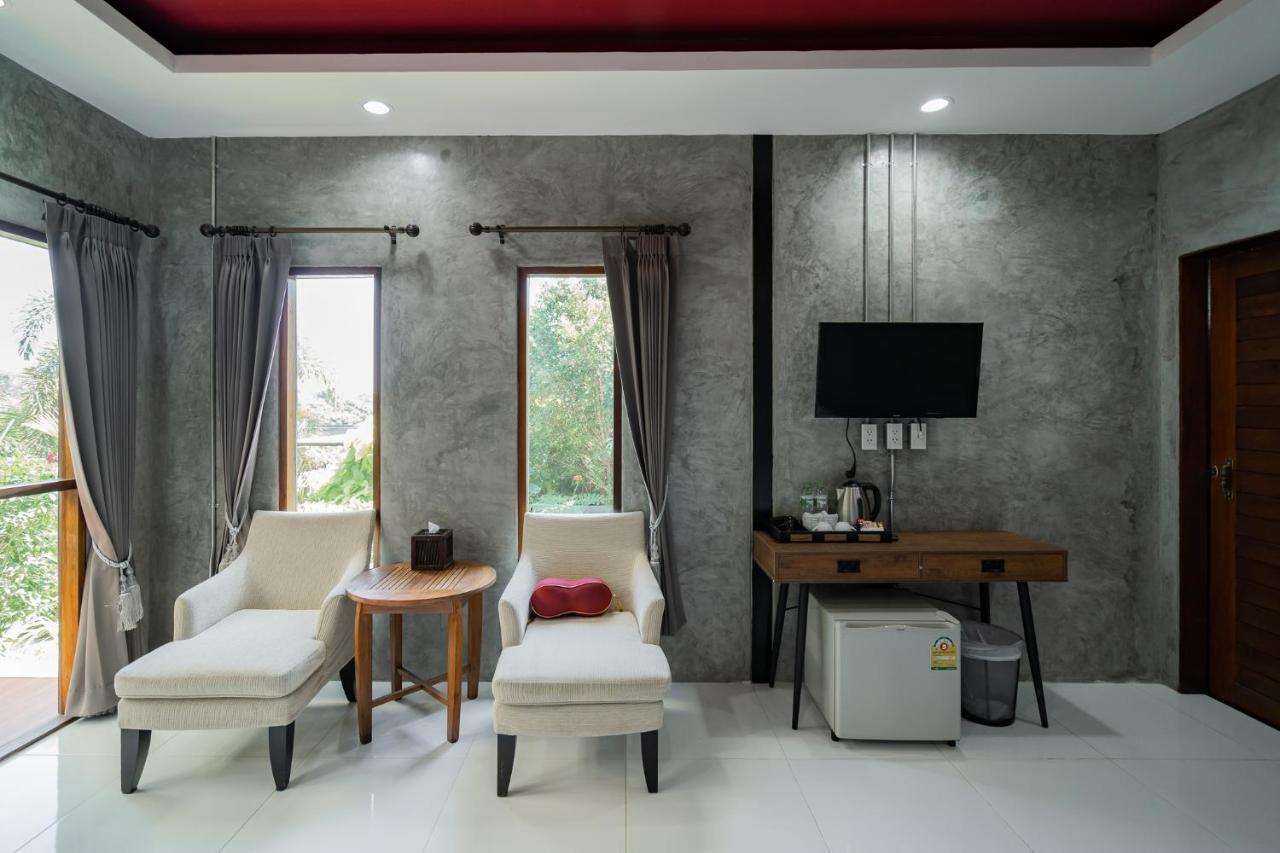 The Loft Panwa Resort Exterior photo