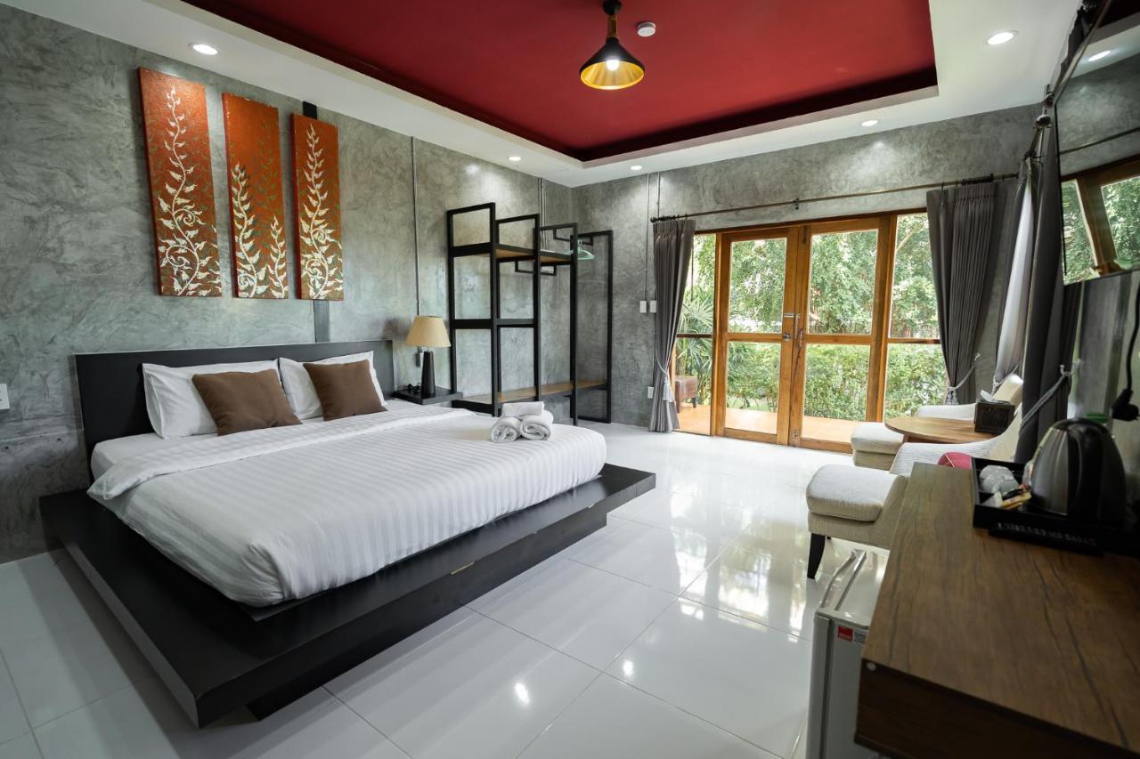 The Loft Panwa Resort Exterior photo