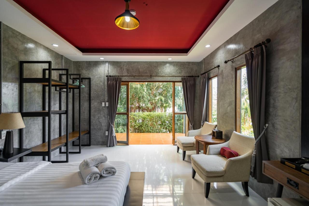 The Loft Panwa Resort Exterior photo